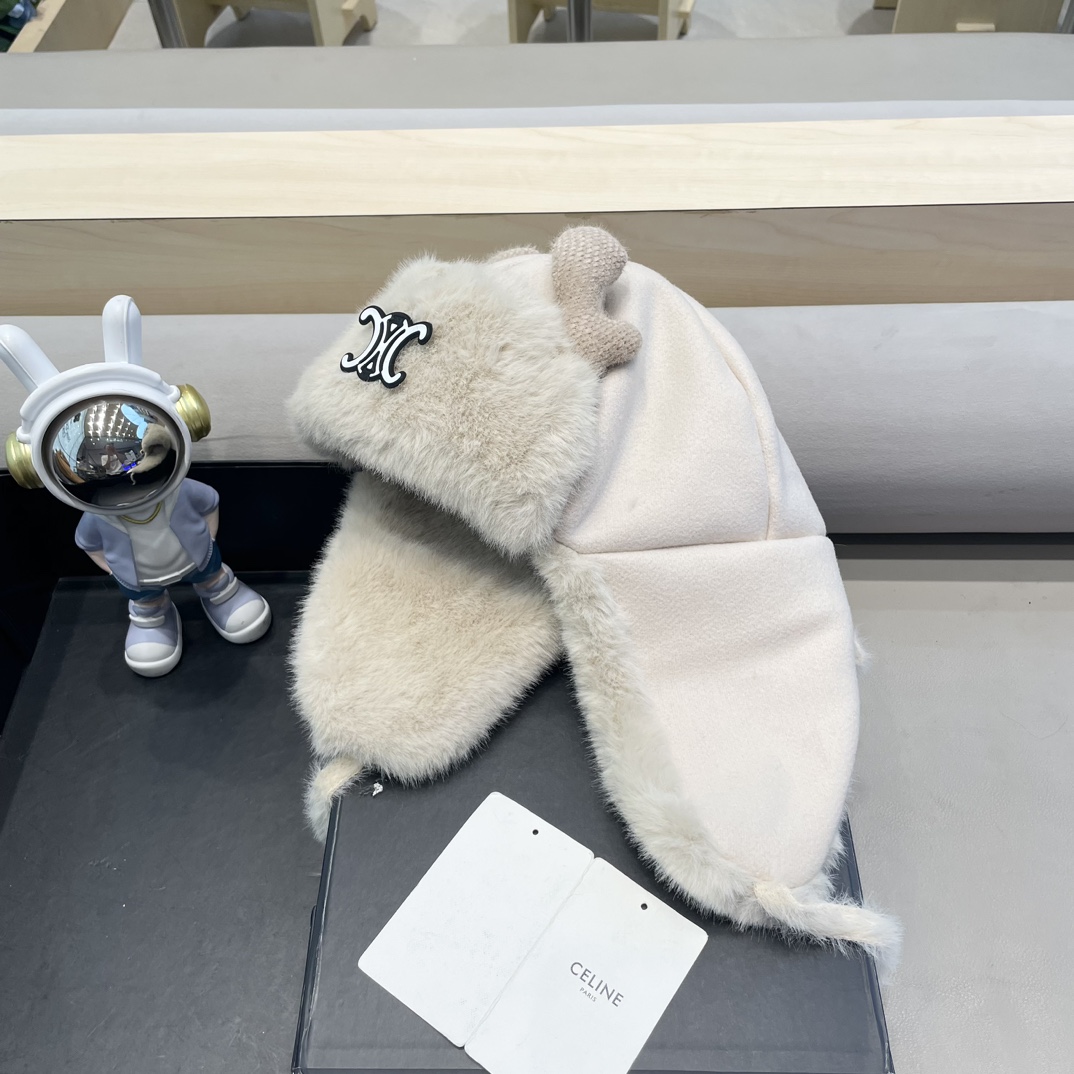 NO:214853,Celine high quality!  Arc de Triomphe winter warmth Lei Feng hat women plush ear protection hat outdoor riding cold cotton hat hat fisherman hat baseball hat knit hat, hat, celine, espadrilles, hats19860909塞琳Celine高品质！凯旋门冬季保暖雷锋帽女毛绒护耳帽子户外骑行防寒棉帽子帽子渔夫帽棒球帽针织帽,帽子,celine,espadrilles,hats,hat
