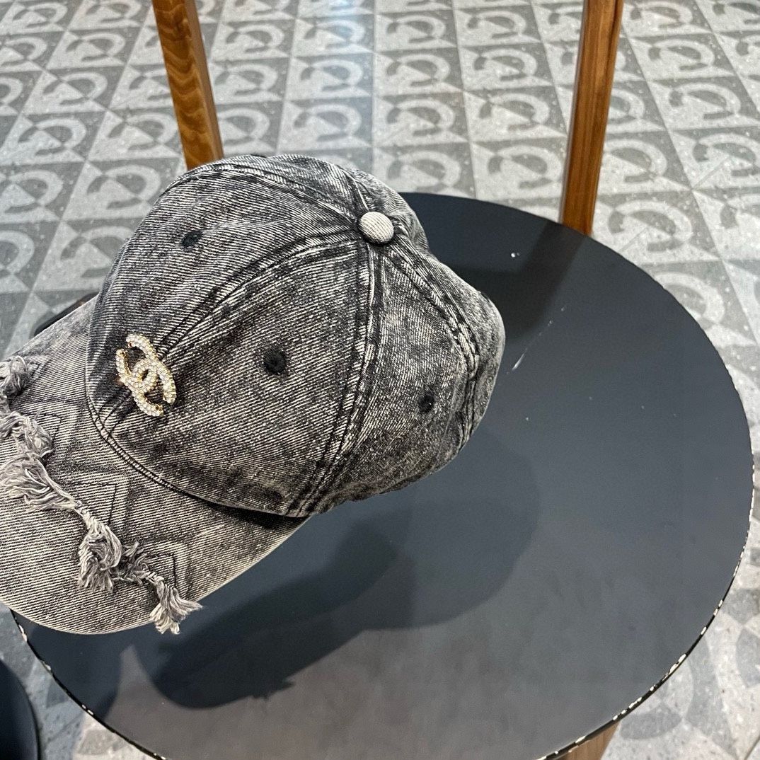  香奈儿CHANEL 新品牛仔棒球帽，小香经典简约，时尚休闲设计 跑量新品