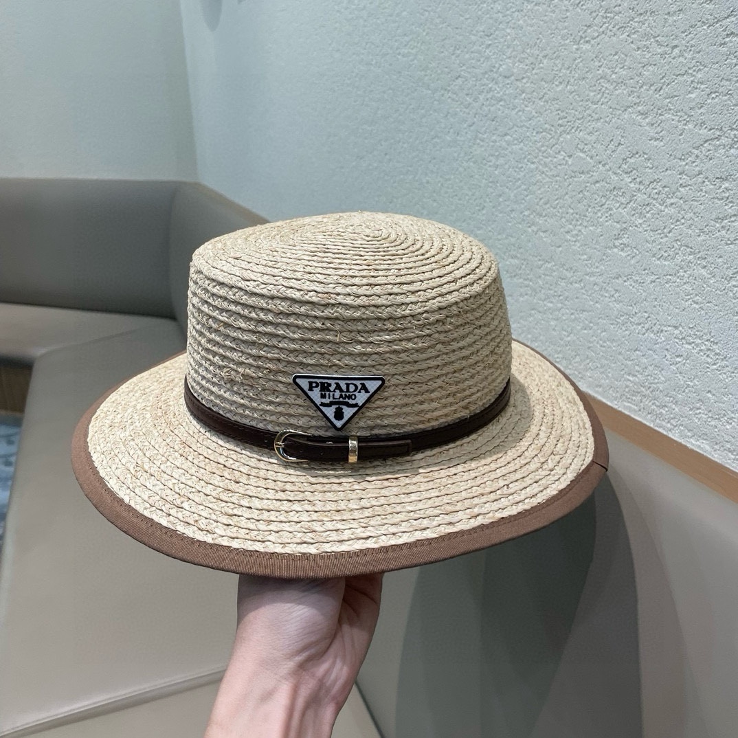 【PRADA普拉达】新款大牌织带拉菲草平顶草帽，出街必备超好搭配，赶紧入手！