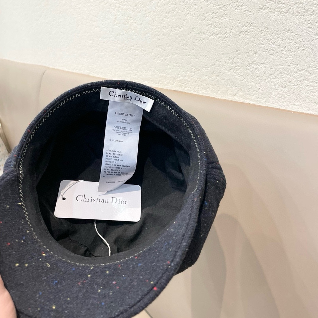 【DIOR迪奥】2024新款羊毛八角军帽，立体帽形设计，百搭大牌～