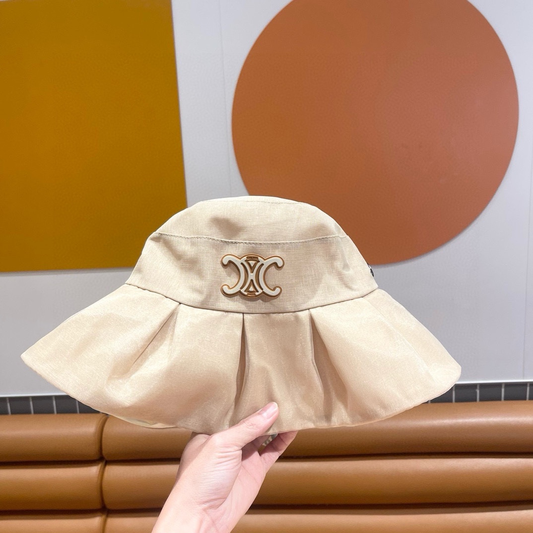  【CELINE 塞琳】新款度假风蝴蝶结大沿彩胶遮阳渔夫帽，大牌款超好搭配，赶紧入手