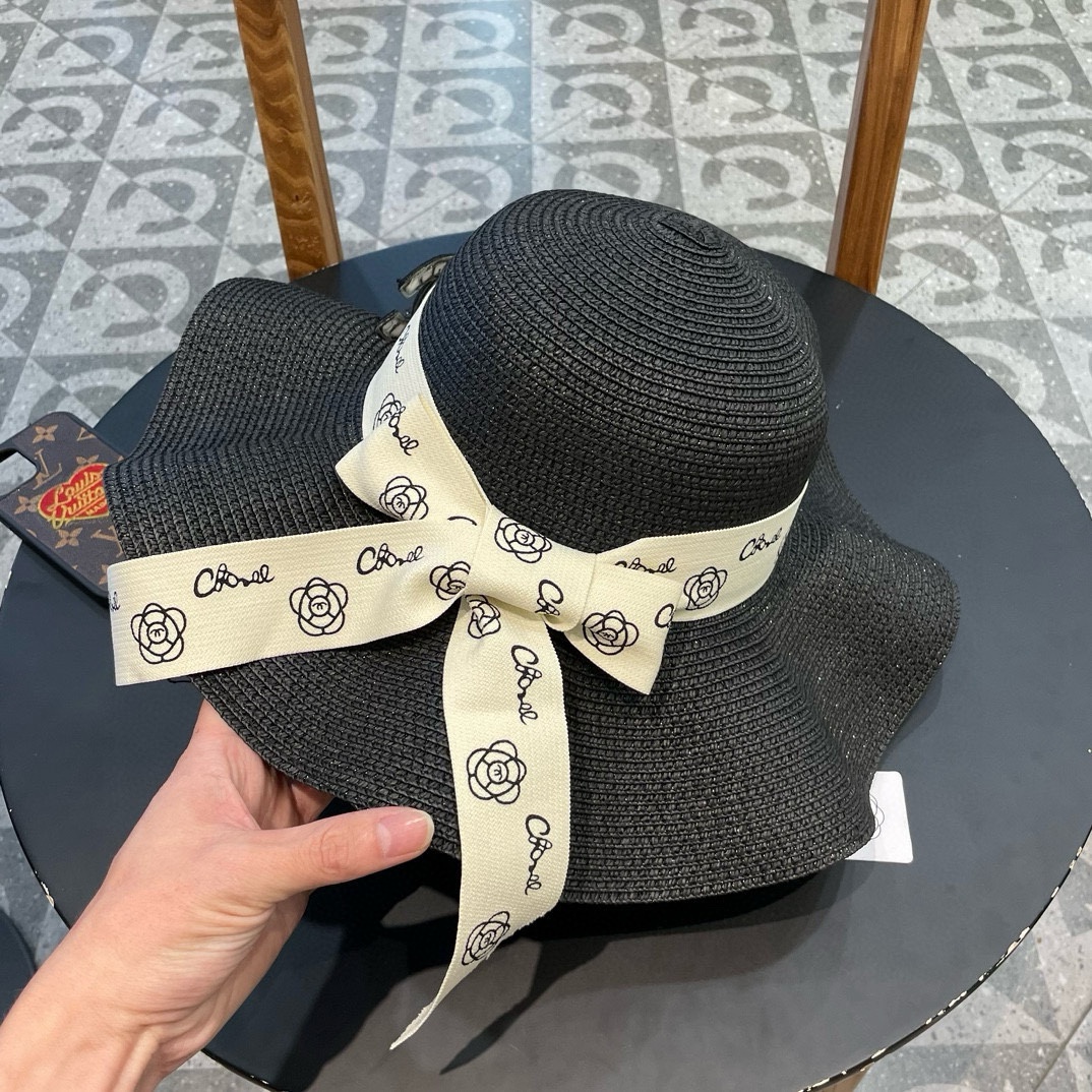 【CHANEL香奈儿】2026新款大牌棉纱草帽 夏天海边首选～新款材质编织而成～质感满分💯