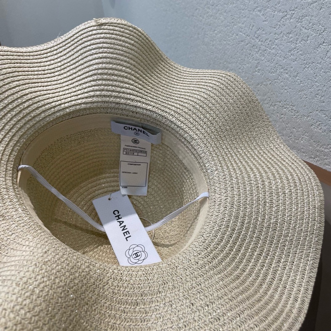 【CHANEL香奈儿】2026新款大牌棉纱草帽 夏天海边首选～新款材质编织而成～质感满分💯