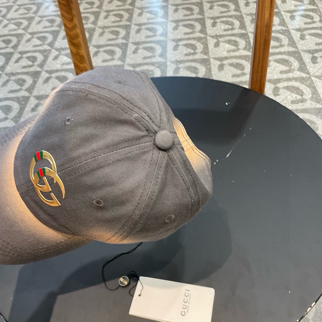  古奇联名棒球帽♥️GUCCI🧢官网新品，棒球帽，原单品质火爆来袭 🔥🎩 工艺非常精美 高档大气上档次！