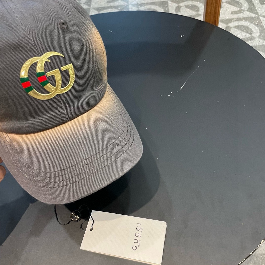  古奇联名棒球帽♥️GUCCI🧢官网新品，棒球帽，原单品质火爆来袭 🔥🎩 工艺非常精美 高档大气上档次！