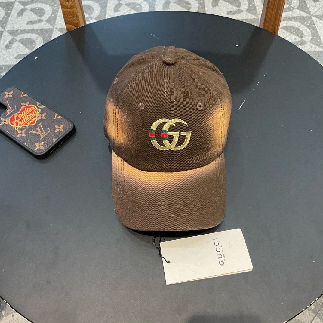  古奇联名棒球帽♥️GUCCI🧢官网新品，棒球帽，原单品质火爆来袭 🔥🎩 工艺非常精美 高档大气上档次！