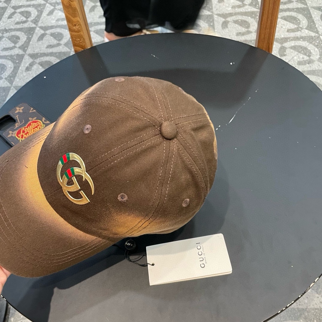  古奇联名棒球帽♥️GUCCI🧢官网新品，棒球帽，原单品质火爆来袭 🔥🎩 工艺非常精美 高档大气上档次！