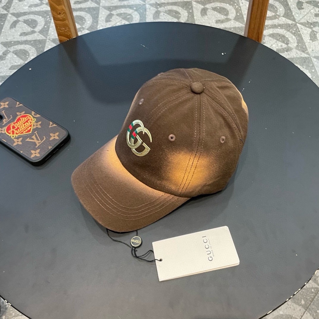  古奇联名棒球帽♥️GUCCI🧢官网新品，棒球帽，原单品质火爆来袭 🔥🎩 工艺非常精美 高档大气上档次！