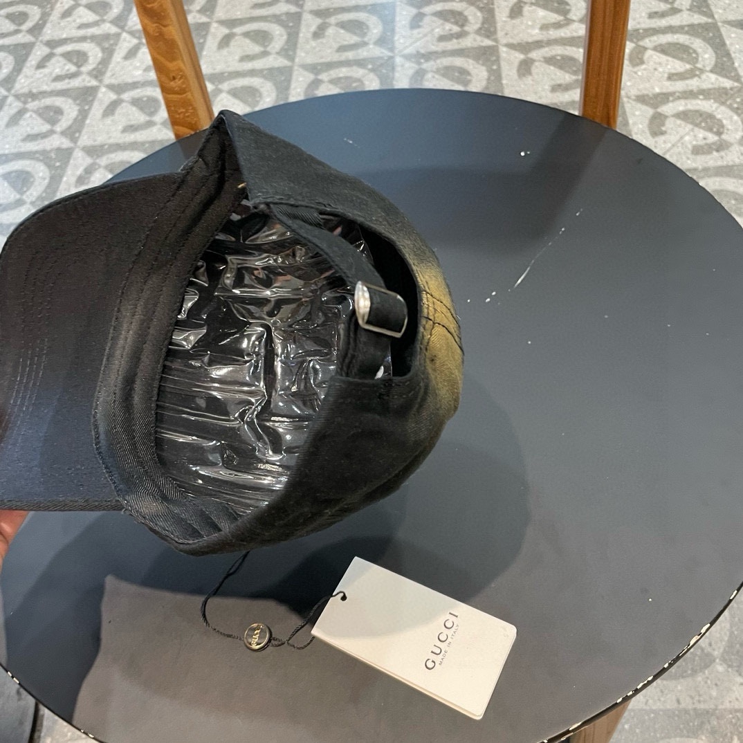 古奇联名棒球帽♥️GUCCI🧢官网新品，棒球帽，原单品质火爆来袭 🔥🎩 工艺非常精美 高档大气上档次！