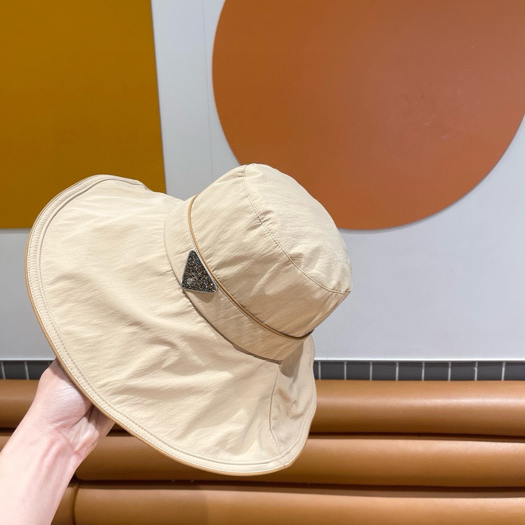  Prada普拉达春夏新款渔夫帽，渔夫帽，头围57cm