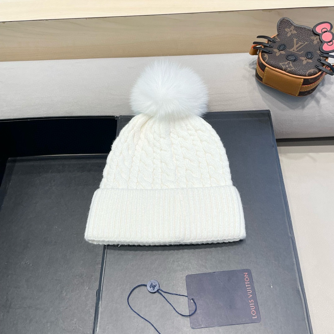 路易威登lv针织毛线帽子女秋冬季韩版保暖冷帽新款可爱毛球加绒加厚套头帽潮