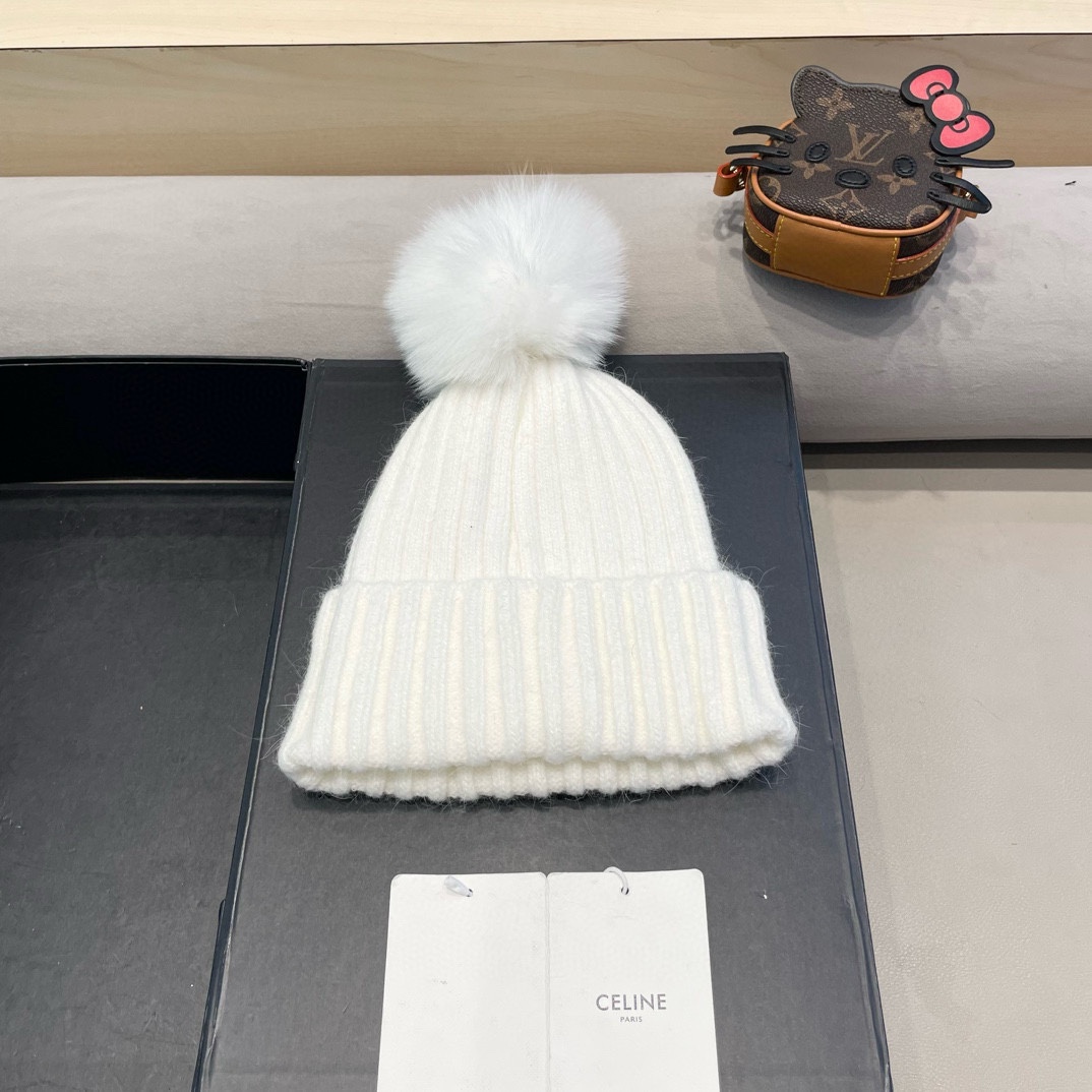塞琳Celine迪丽热巴同款针织帽子秋冬新款女士毛线帽仿狐狸毛球球加厚保暖帽