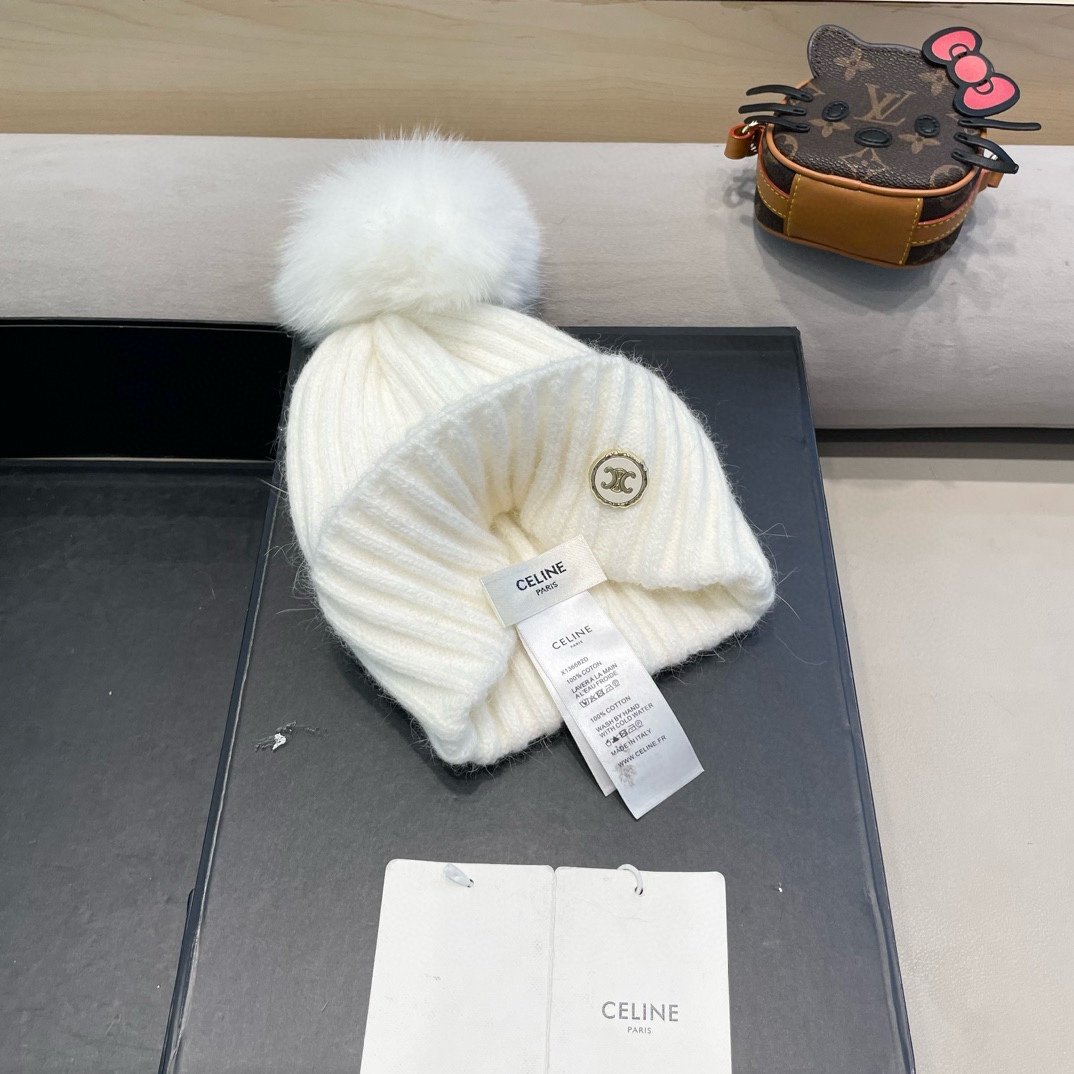 塞琳Celine迪丽热巴同款针织帽子秋冬新款女士毛线帽仿狐狸毛球球加厚保暖帽