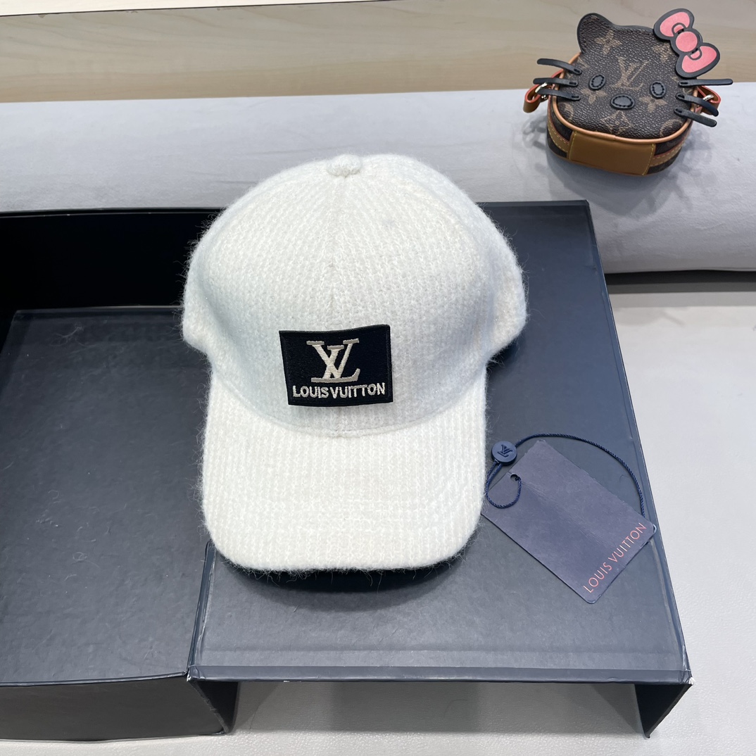 NO:214900,Louis Vuitton LV spring and summer new counter new Louis Vuitton home embroidered baseball hat, simple and generous universal sun hat, men and women universal hat fisherman hat baseball hat knit hat, hat, louis vuitton, louis vuitton, louis vuitton, louis vuitton, espadrilles, hats19860909LouiVuittonLV春夏新款专柜新款路易威登家刺绣棒球帽,简单大方 男女通用遮阳帽,男女通用帽子渔夫帽棒球帽针织帽,帽子,louis vuitton,louis vuitton,louis vuitton,espadrilles,hats,hat