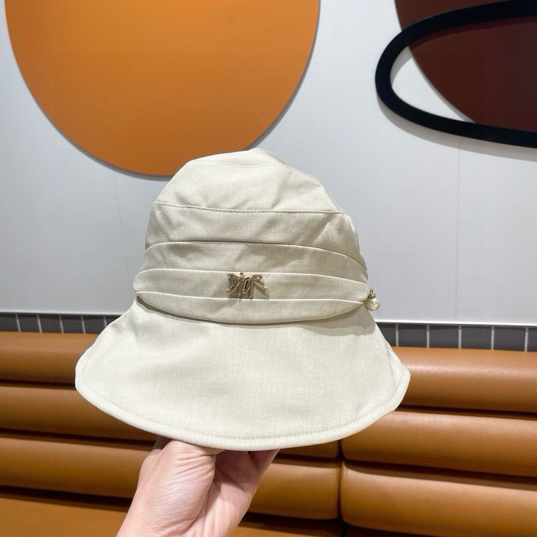  Dior(迪奥)新款原单渔夫帽， 精致純也格调很有感觉，很酷很时尚，专柜断货热门，质量超赞