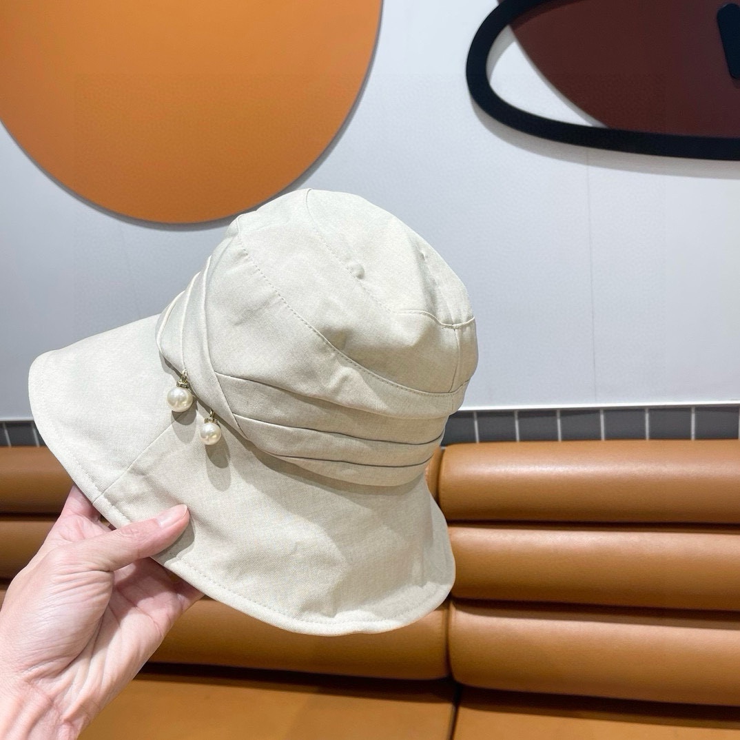  Dior(迪奥)新款原单渔夫帽， 精致純也格调很有感觉，很酷很时尚，专柜断货热门，质量超赞