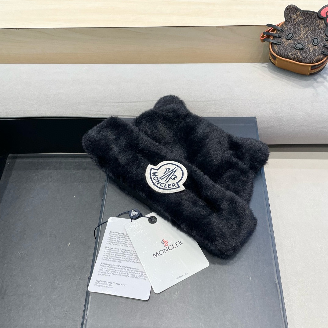 moncler2024新款可爱猫耳朵仿貂毛针织帽冷帽毛线帽子女时尚百搭包头帽潮