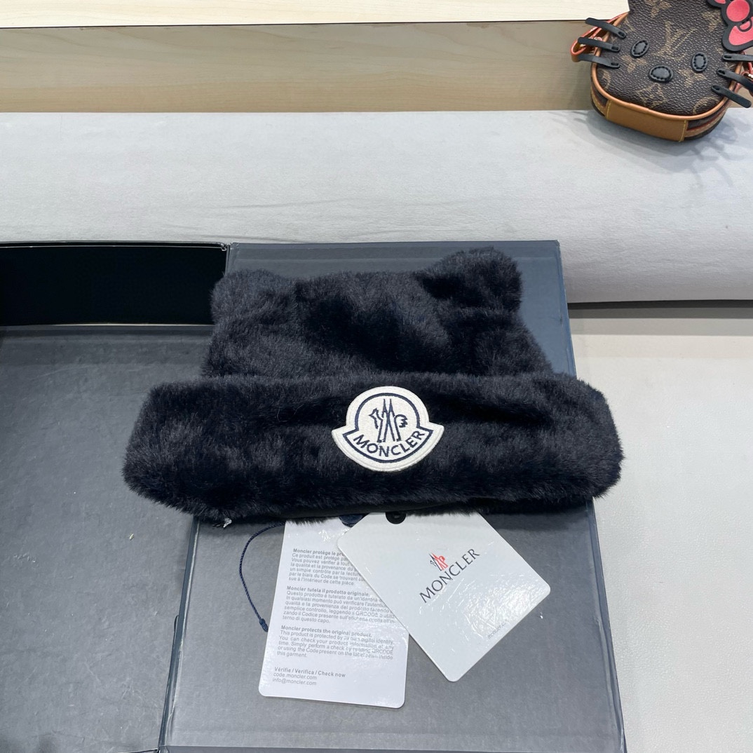 moncler2024新款可爱猫耳朵仿貂毛针织帽冷帽毛线帽子女时尚百搭包头帽潮