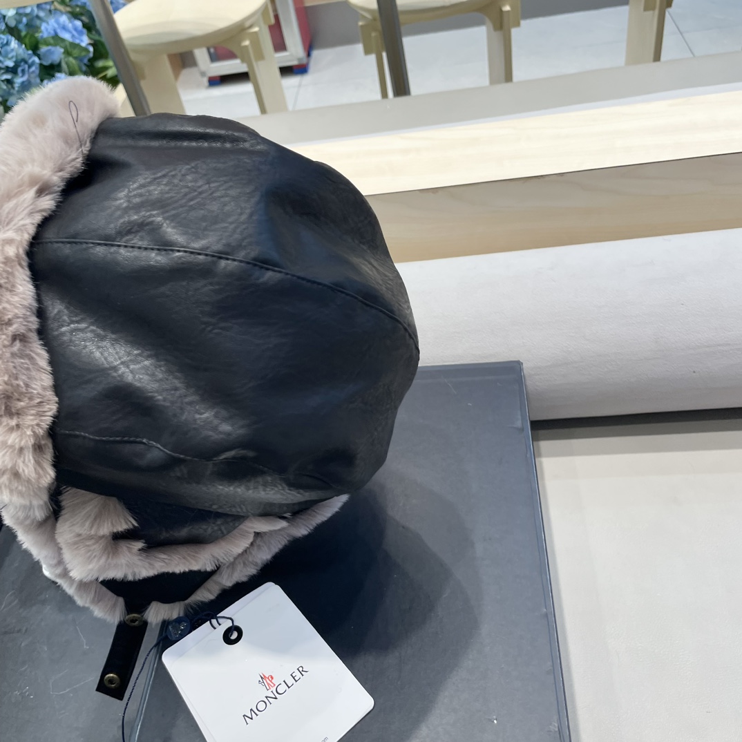 蒙口MONCLER2024冬季保暖雷锋帽女PU皮质加厚毛绒护耳帽男防风帽东北骑车防寒