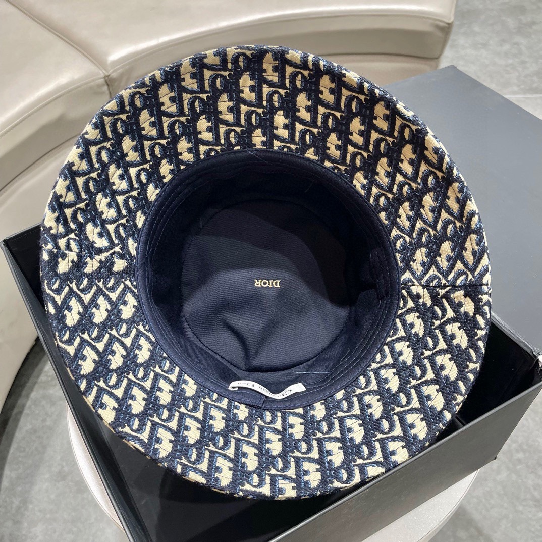 迪奥DIOR 春夏官网同步上线 韩版新款英式运动款重工定制款1:1原单品质 男女通用渔夫帽 绵麻地质面料
