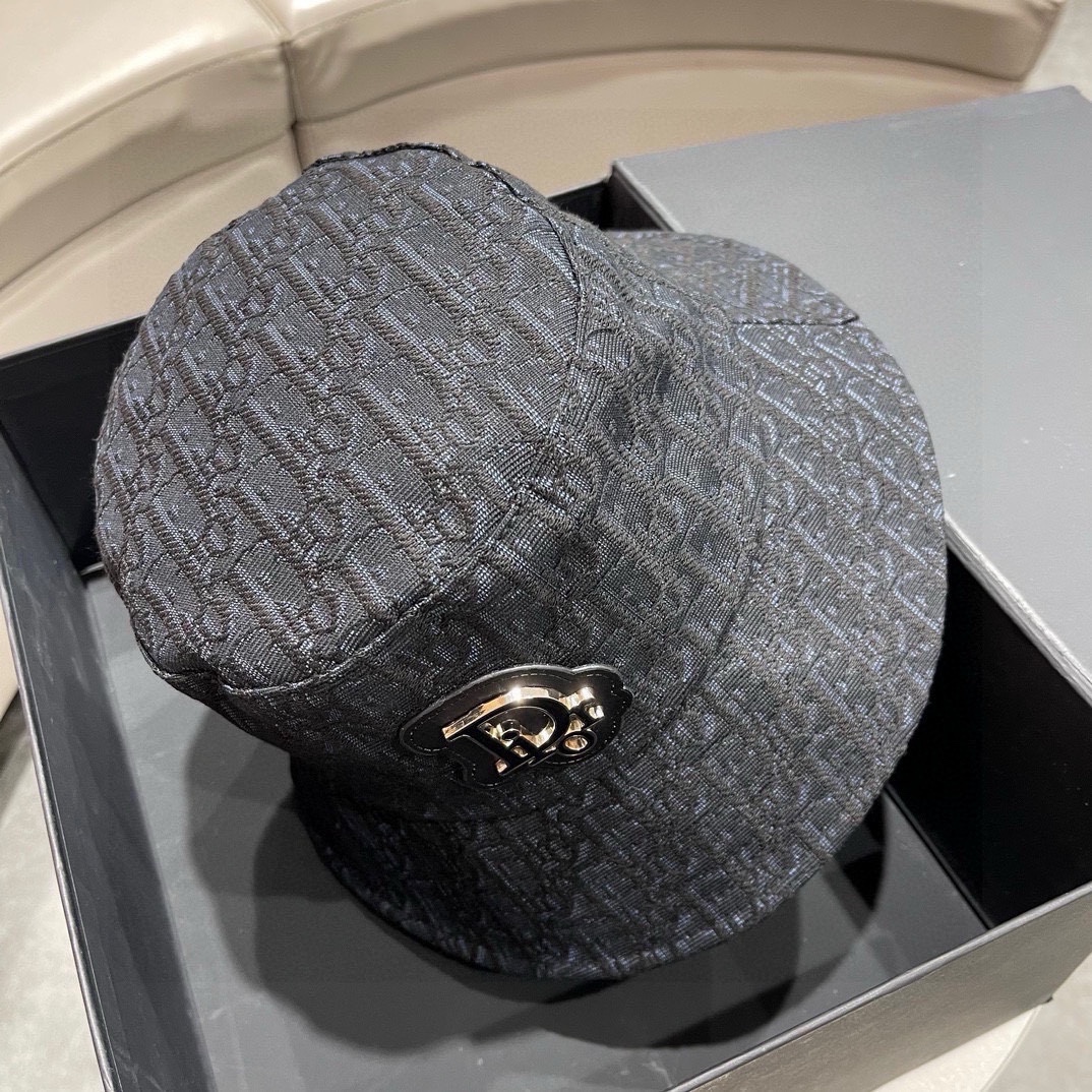 迪奥DIOR 春夏官网同步上线 韩版新款英式运动款重工定制款1:1原单品质 男女通用渔夫帽 绵麻地质面料