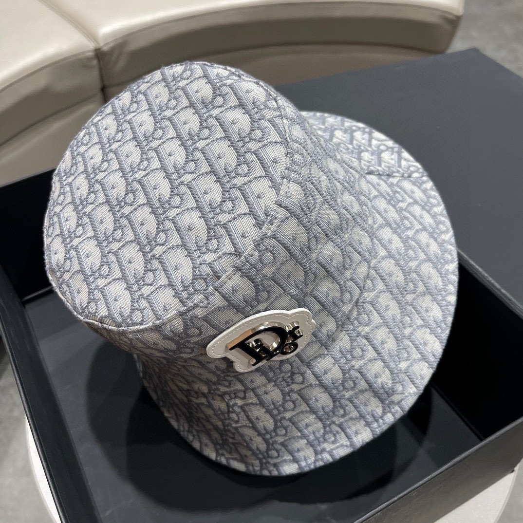 迪奥DIOR 春夏官网同步上线 韩版新款英式运动款重工定制款1:1原单品质 男女通用渔夫帽 绵麻地质面料