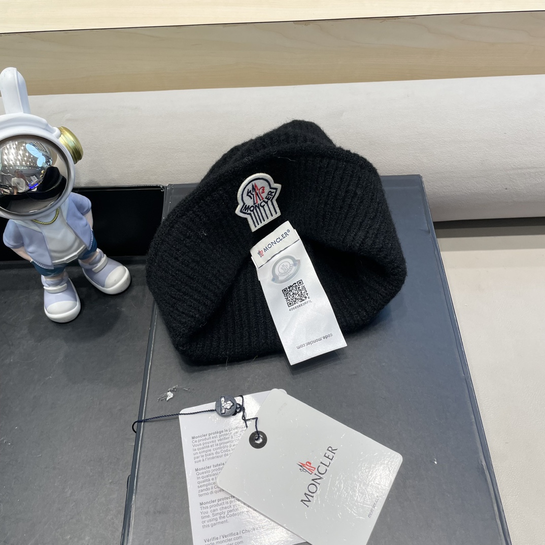 MONCLER蒙口2024秋冬新款拼色男女款针织毛线帽加绒材质非常百搭