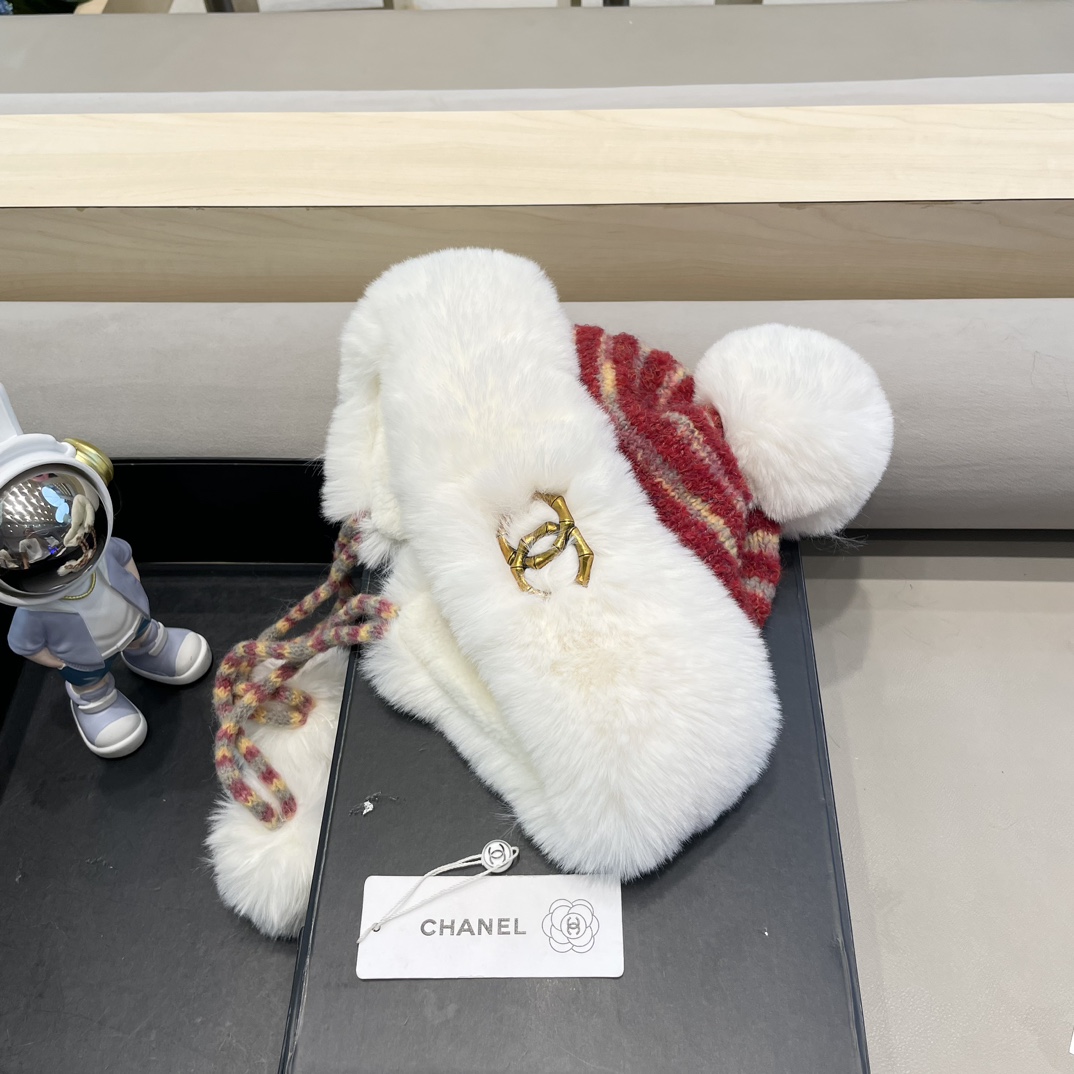 Chanel2024新款秋冬季蒙古帽女针织加绒加厚保暖护耳骑车防寒防风雷锋帽