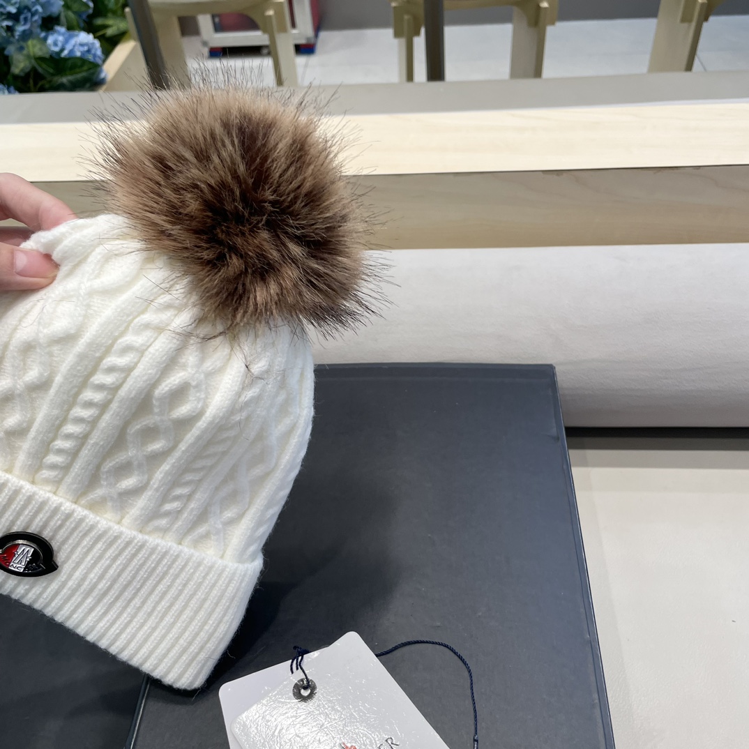 moncler蒙口logo针织提花光板带毛球秋冬季女冷帽时尚加绒保暖加厚针织