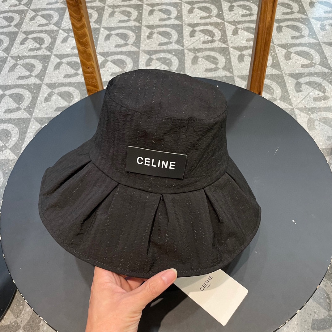 【CELINE塞琳】新款小香风渔夫帽，新款上架，百搭简约大方，今年最火爆