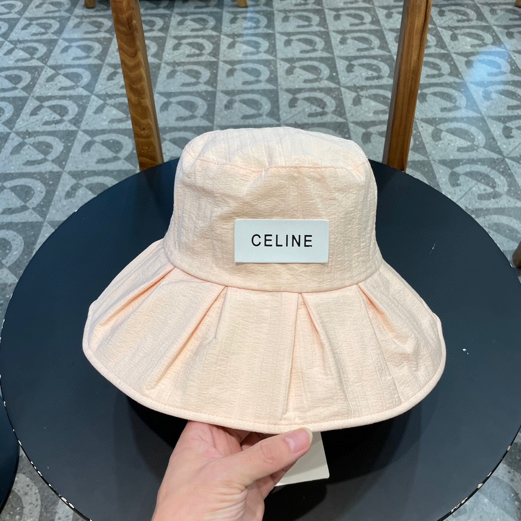 【CELINE塞琳】新款小香风渔夫帽，新款上架，百搭简约大方，今年最火爆