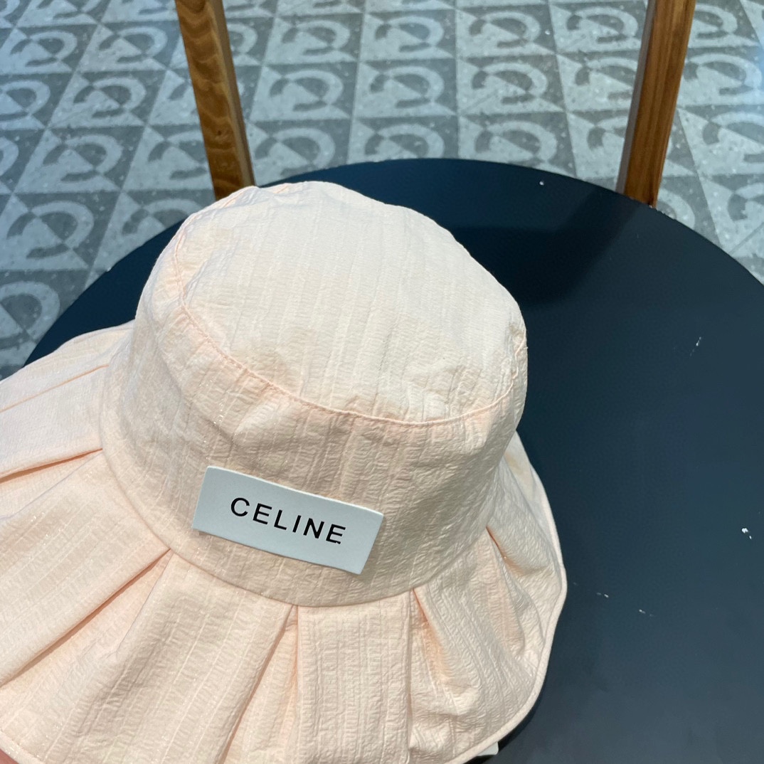 【CELINE塞琳】新款小香风渔夫帽，新款上架，百搭简约大方，今年最火爆
