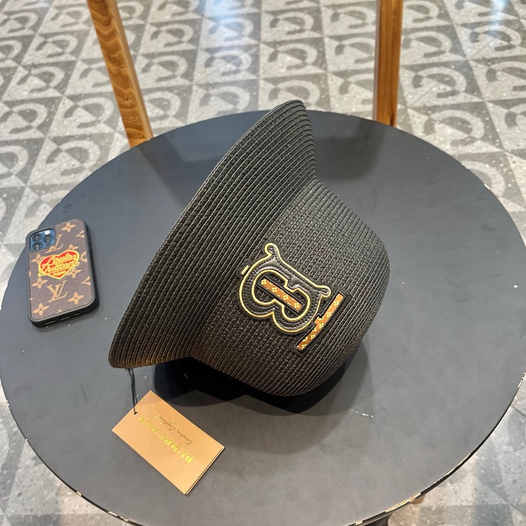   巴宝莉 TB棒球帽，大牌同步，超好搭配，出货