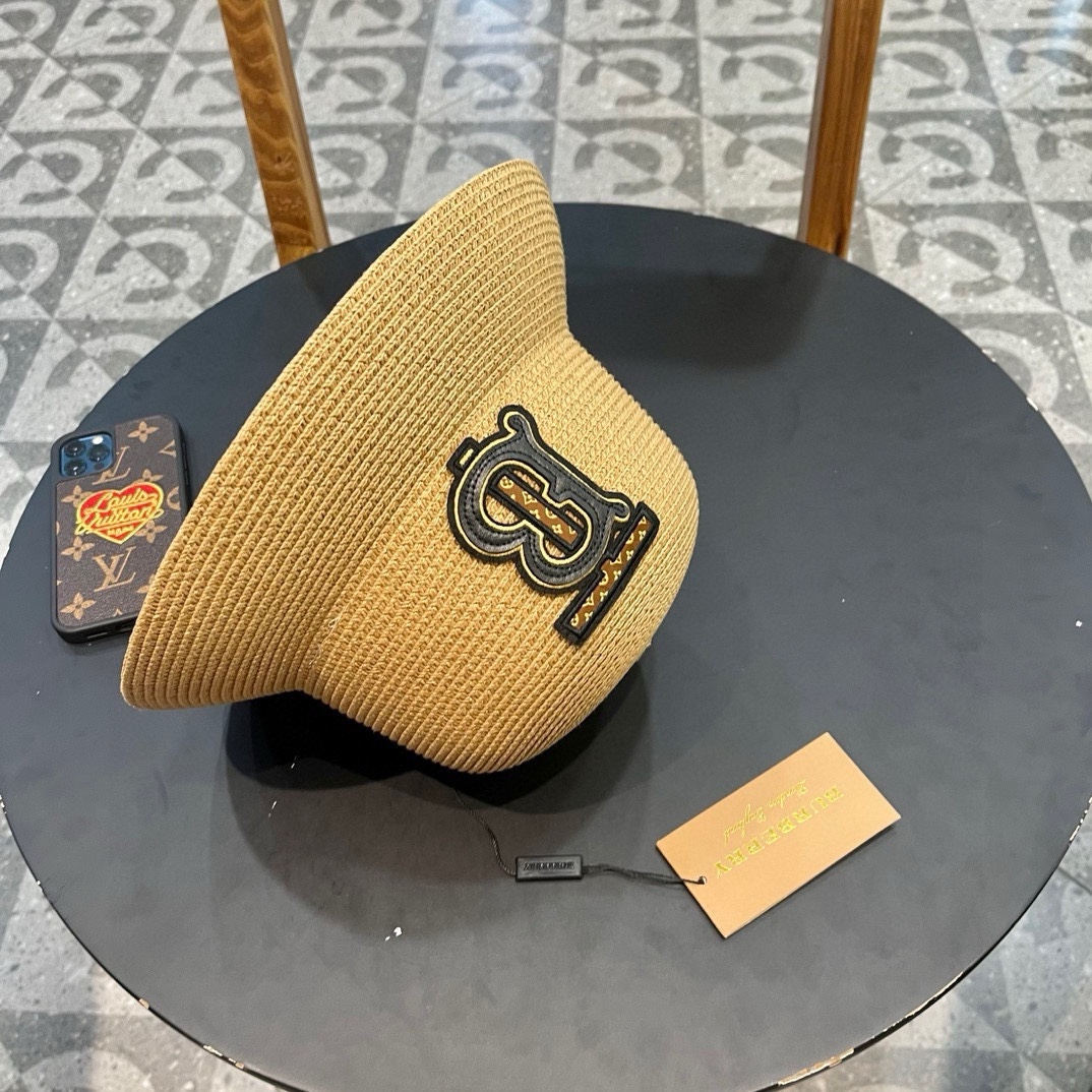   巴宝莉 TB棒球帽，大牌同步，超好搭配，出货