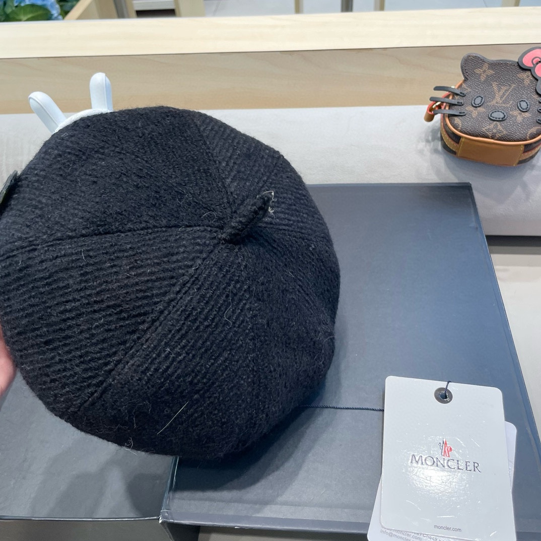   moncler 贝雷帽升级版秋冬纯色文艺复古画家帽子针织蓓蕾帽女生