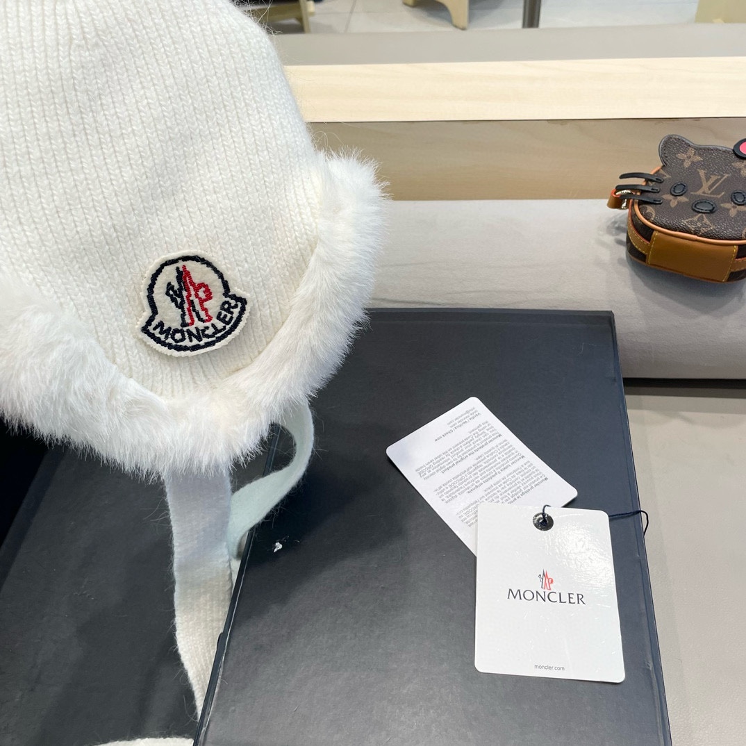 MONCLER蒙口🎩兔毛混纺加绒针织护耳帽女洋气冬季防寒保暖加厚雷锋帽毛线套头帽