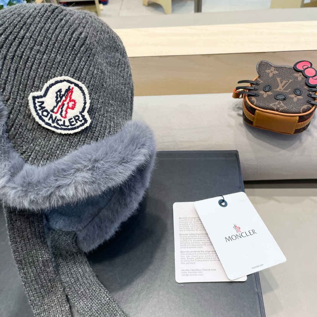MONCLER蒙口🎩兔毛混纺加绒针织护耳帽女洋气冬季防寒保暖加厚雷锋帽毛线套头帽