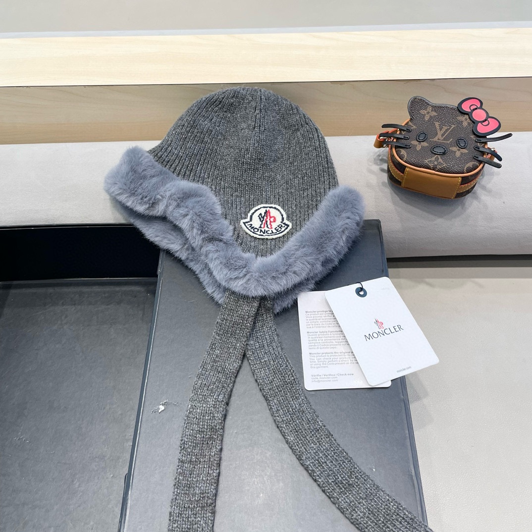 MONCLER蒙口🎩兔毛混纺加绒针织护耳帽女洋气冬季防寒保暖加厚雷锋帽毛线套头帽