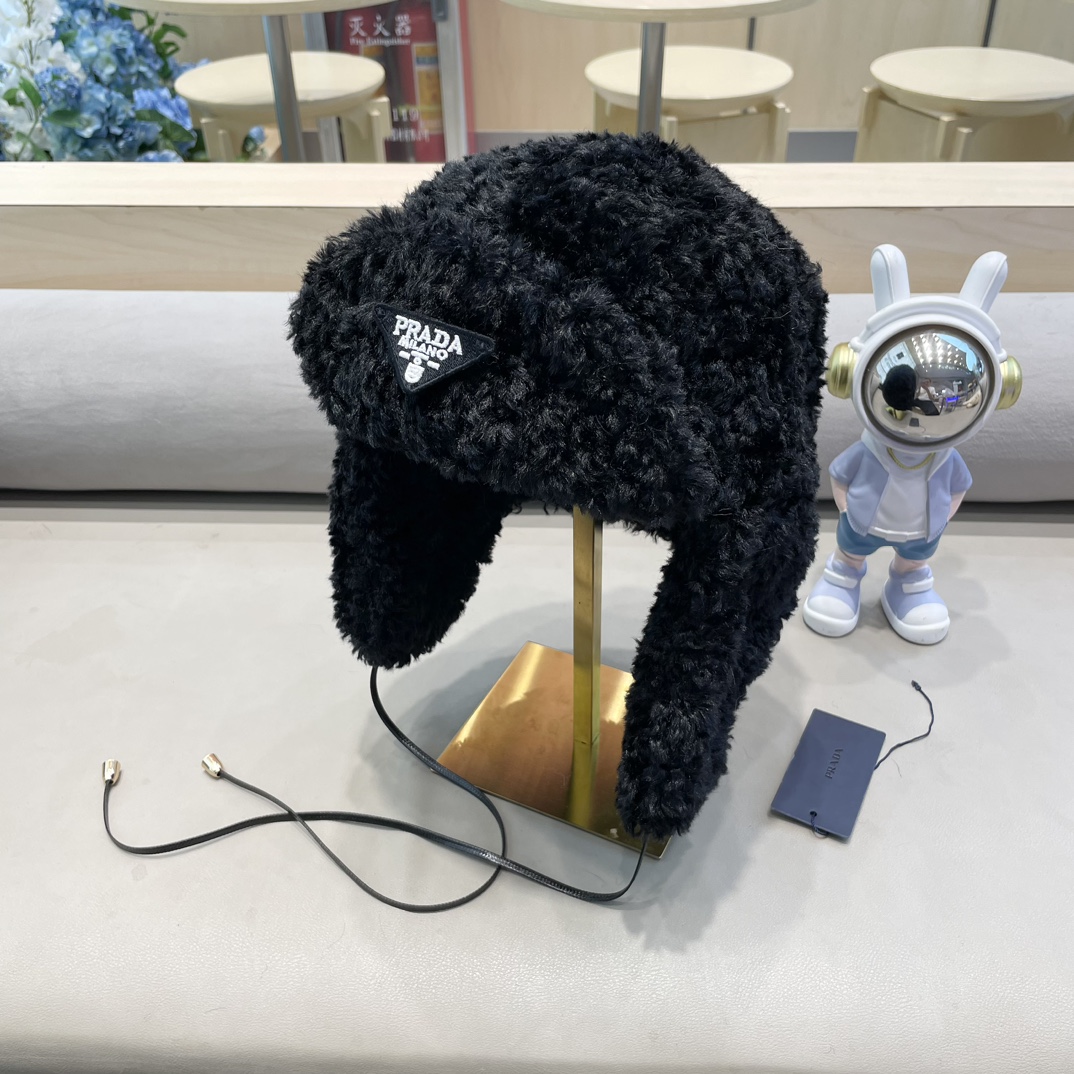  普拉达Prada羊羔毛护耳帽子雷锋帽保暖飞行帽子女秋冬高级感2024新款滑雪帽潮