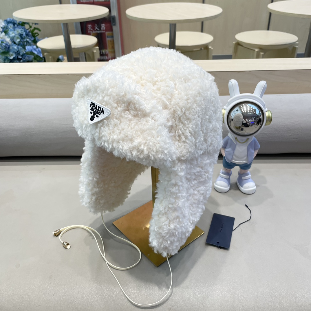  普拉达Prada羊羔毛护耳帽子雷锋帽保暖飞行帽子女秋冬高级感2024新款滑雪帽潮