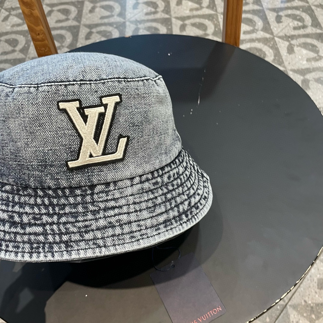  lv渔夫帽🎩路易威登 LV，可以戴N多年的款式，时尚高端