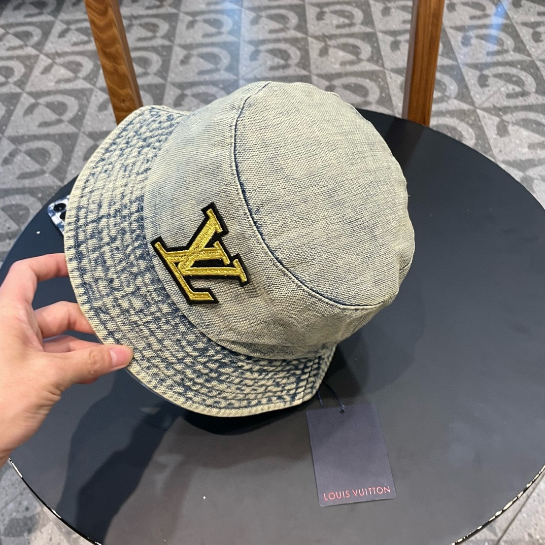  lv渔夫帽🎩路易威登 LV，可以戴N多年的款式，时尚高端