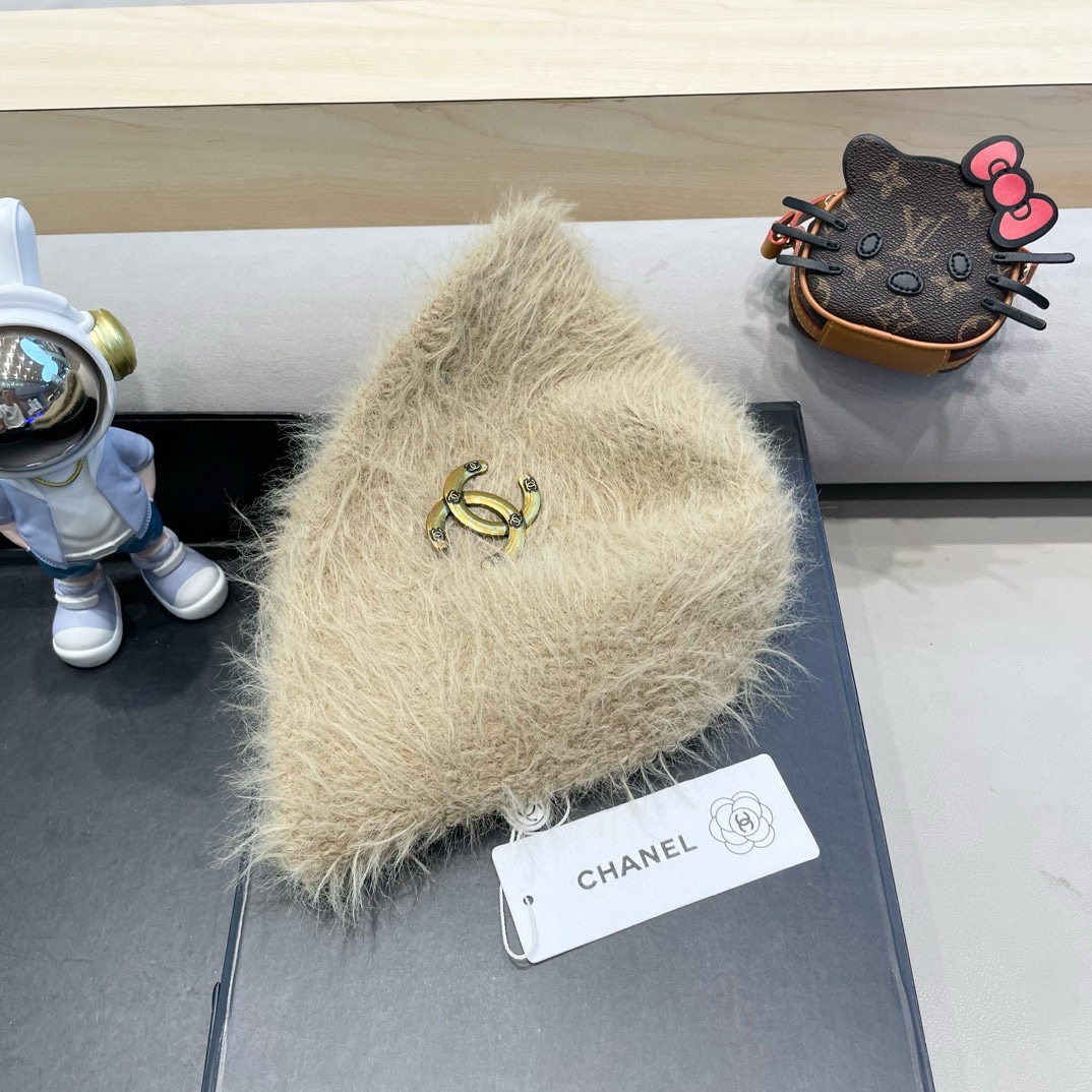 Chanel毛绒水桶帽子女冬天日系甜美显脸小渔夫帽美拉德保暖护耳百搭盆帽