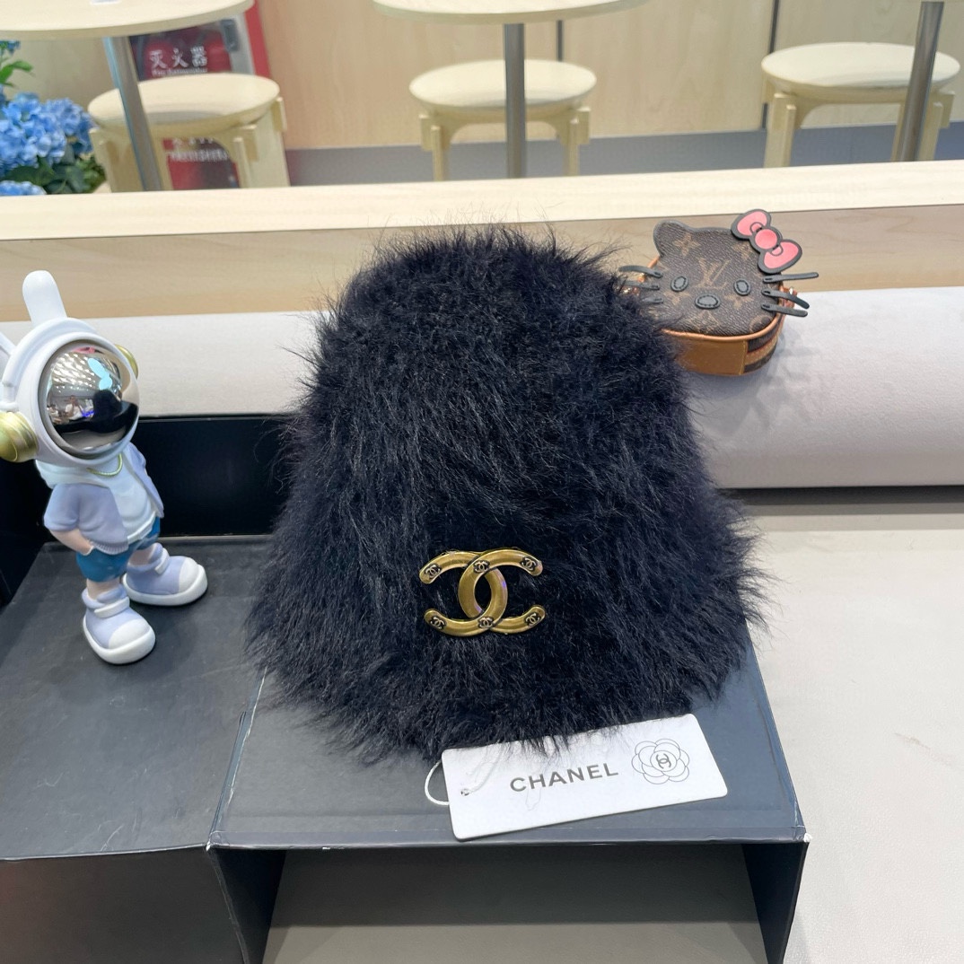 Chanel毛绒水桶帽子女冬天日系甜美显脸小渔夫帽美拉德保暖护耳百搭盆帽