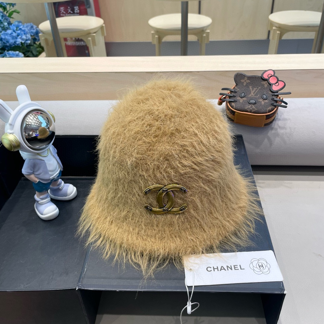 Chanel毛绒水桶帽子女冬天日系甜美显脸小渔夫帽美拉德保暖护耳百搭盆帽