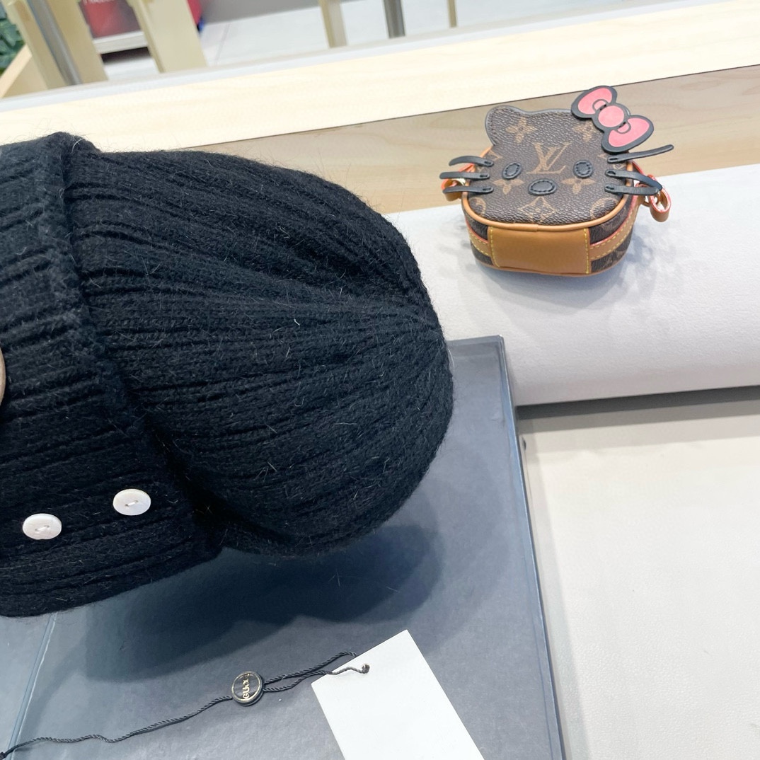 古奇Gucci大头围条纹纽扣毛线帽女秋冬保暖显白绿色大版冷帽显脸小针织帽男