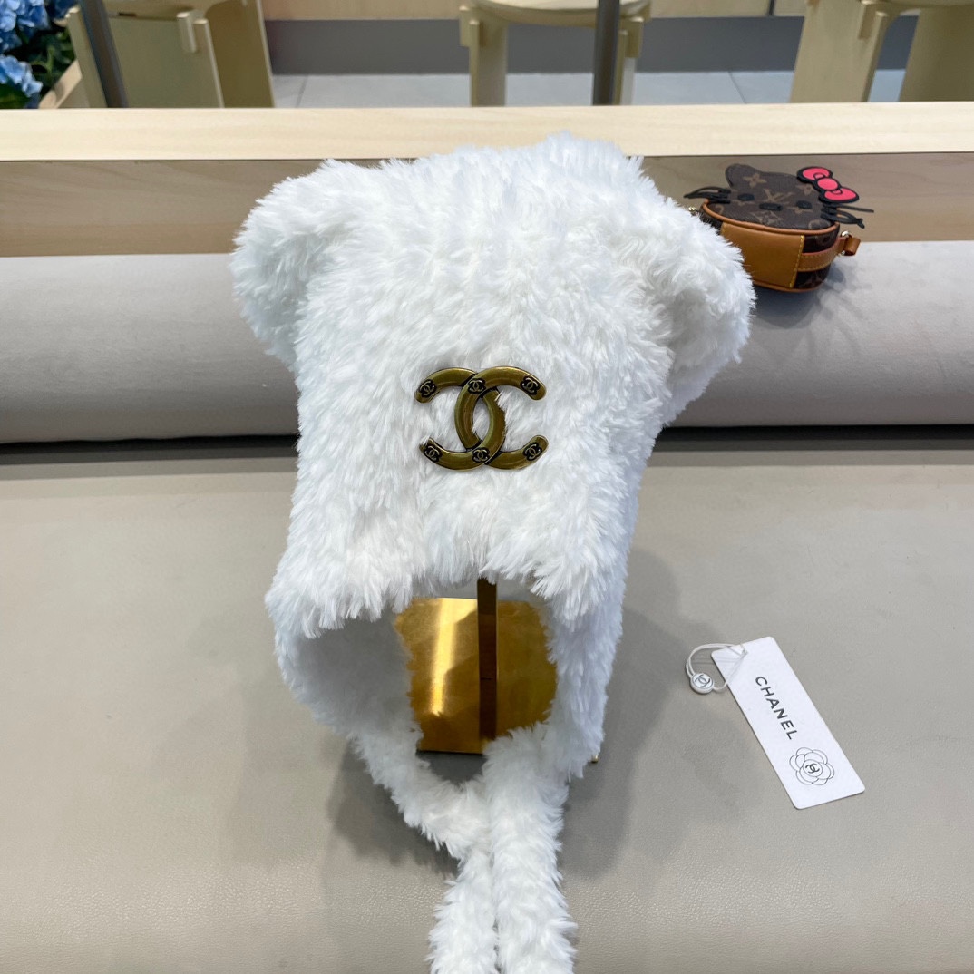 Chanel 小熊耳朵绑带帽子女毛绒秋冬季保暖护耳针织毛线帽显脸小套头冷帽