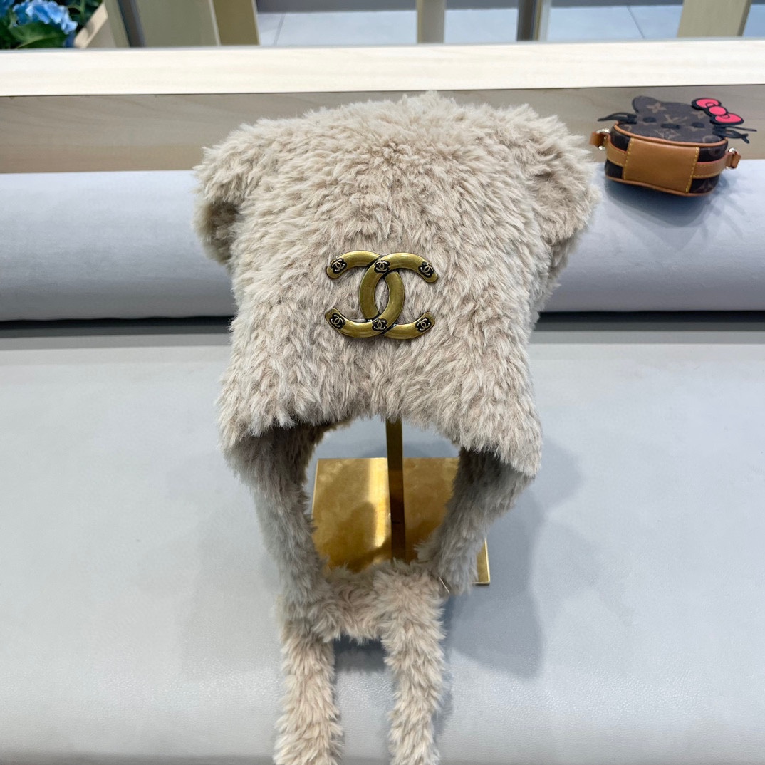 Chanel 小熊耳朵绑带帽子女毛绒秋冬季保暖护耳针织毛线帽显脸小套头冷帽