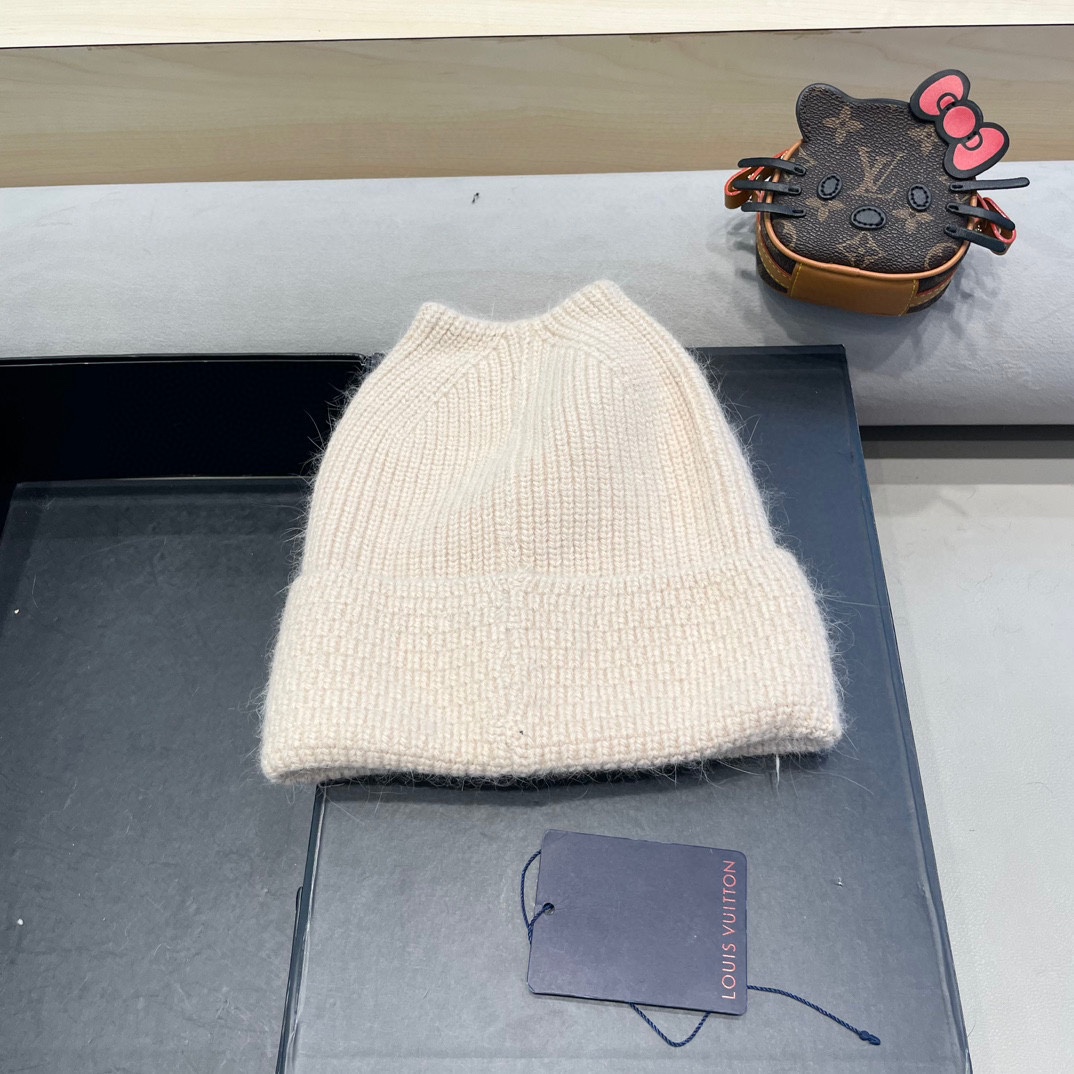   lv路易威登兔毛粗线针织帽女秋冬2024新款毛线帽大头围针织帽白色冷帽子