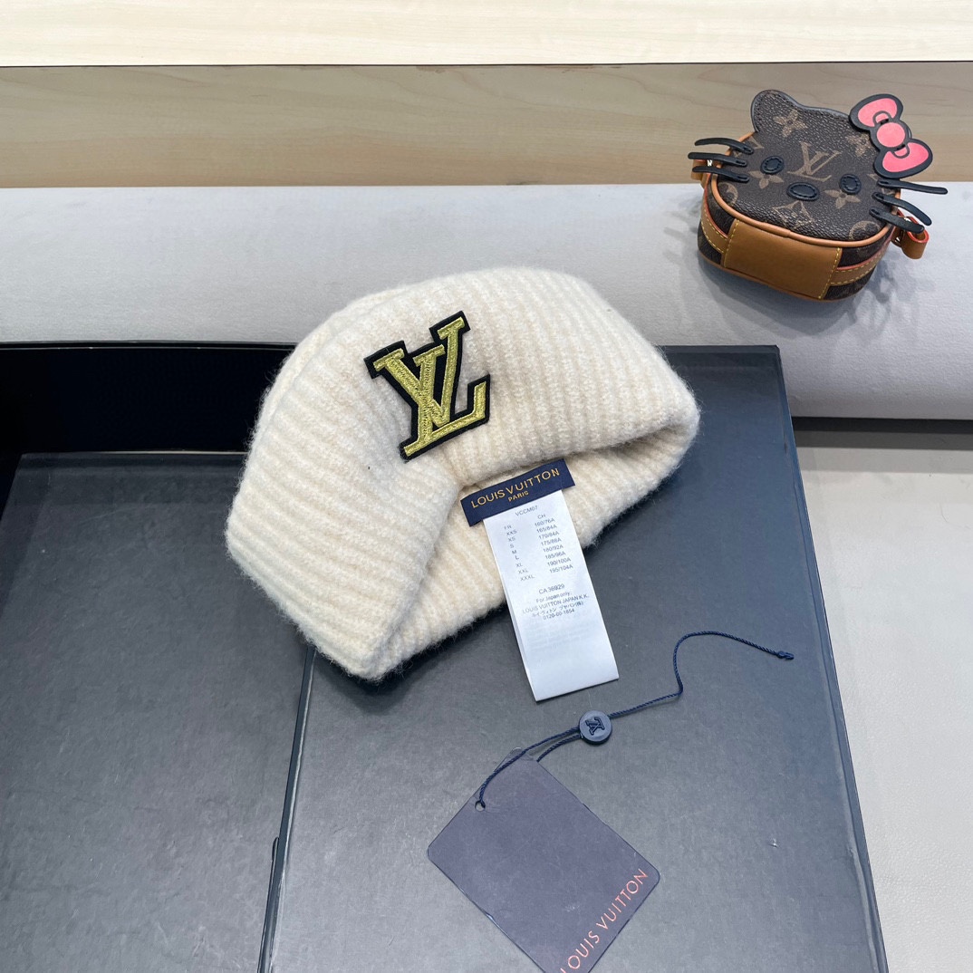 LouisVuitton帽子女秋冬毛线帽保暖护耳冷帽套头帽羊毛显脸小针织帽